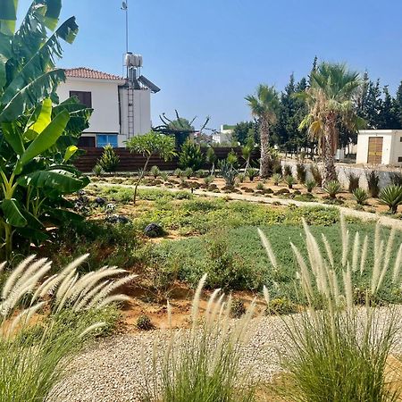Sea View Suites By The Coast Famagusta  Exterior photo