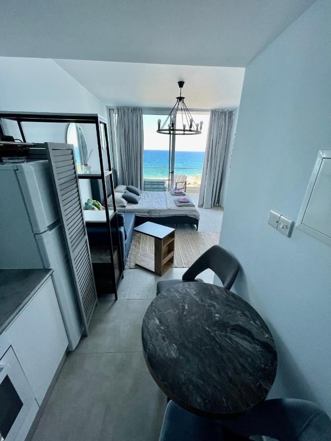 Sea View Suites By The Coast Famagusta  Exterior photo