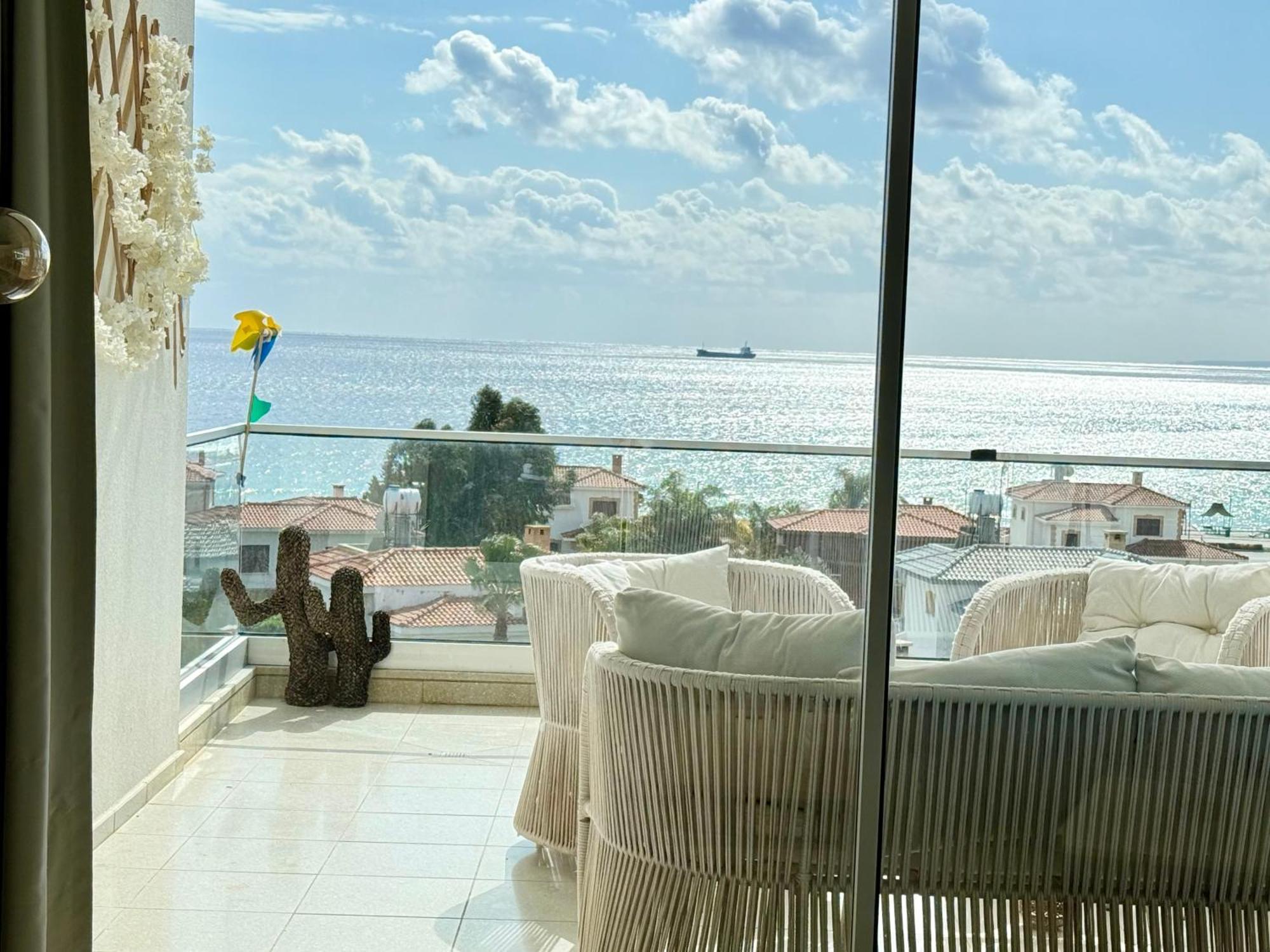Sea View Suites By The Coast Famagusta  Exterior photo